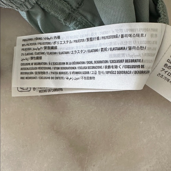 Abercrombie & Fitch Wide Leg Pants - Picture 6 of 16